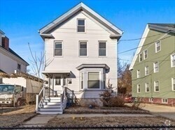 Building Photo - 131 Summer St Unit 2 Rental
