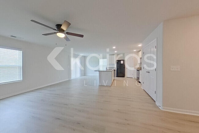 Photo - 304 Common Reed Dr