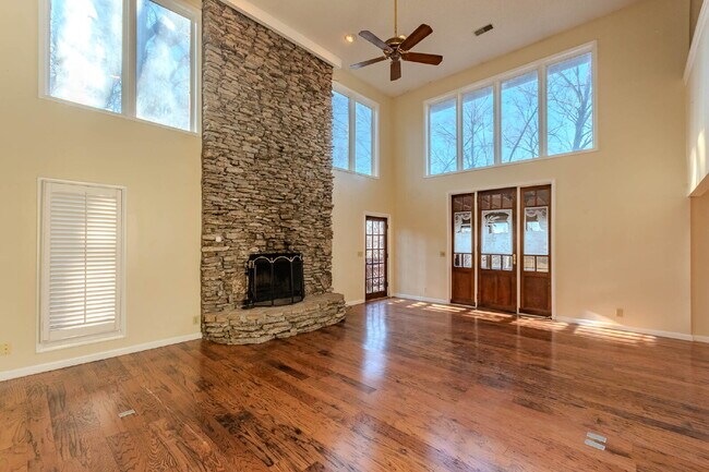 Photo - River View, Very Private Home!