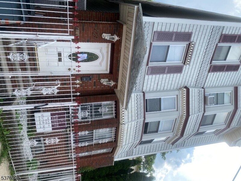 Photo - 429 18th Ave Apartment