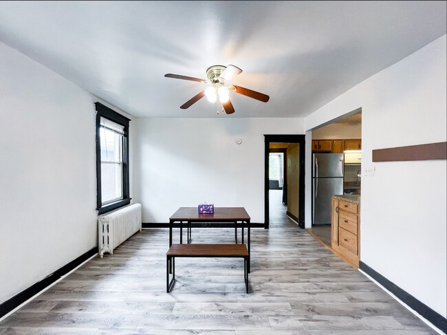 Photo - 5660 Phillips Ave