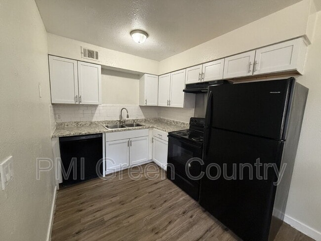 Photo - 917 N Yale Ave Unidad 116