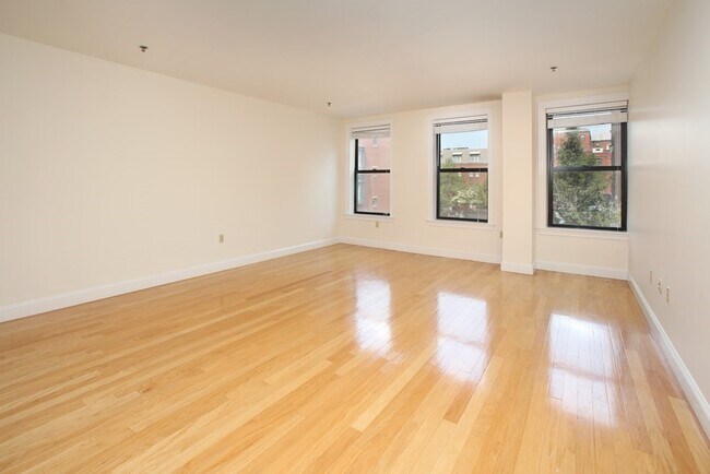 Photo - 1723 Washington St Condo Unit 210
