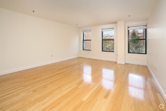 Building Photo - 1723 Washington St Unit 210 Rental