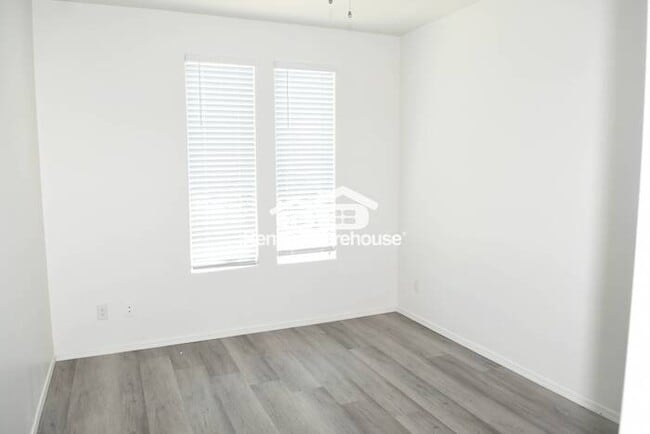 Photo - Ideal 4 Br 3 Ba 2 Cg Home Near Cactus and Loop 303 in Surprise