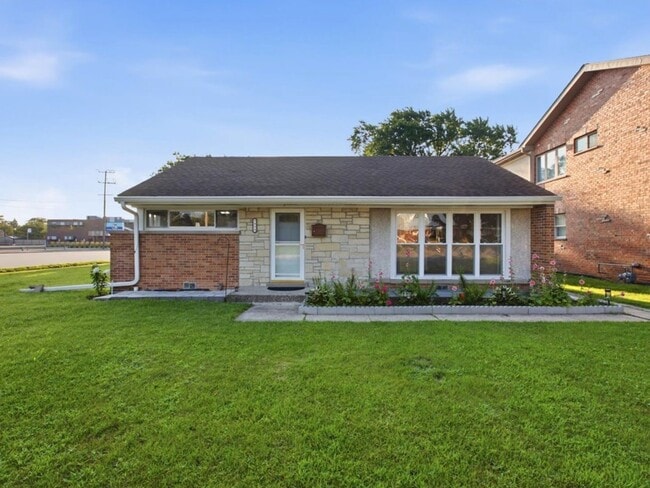 Photo - 7959 Nora Ave