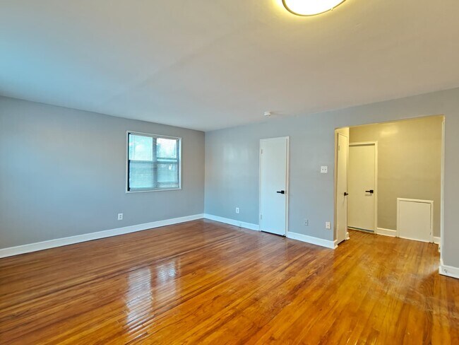 Photo - 131 Forest Ave Unit 2A