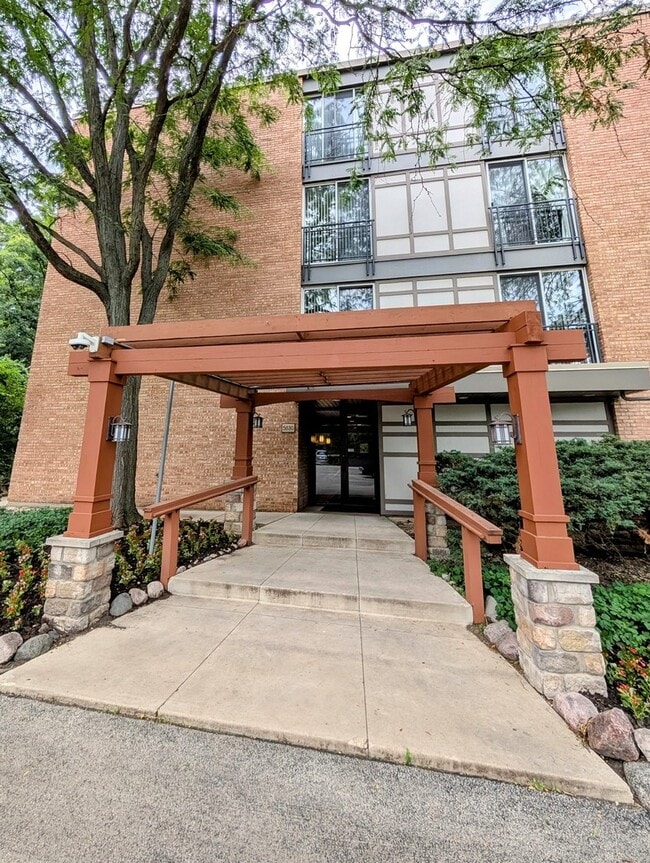 Photo - 5830 Oakwood Dr Condo Unit 4D