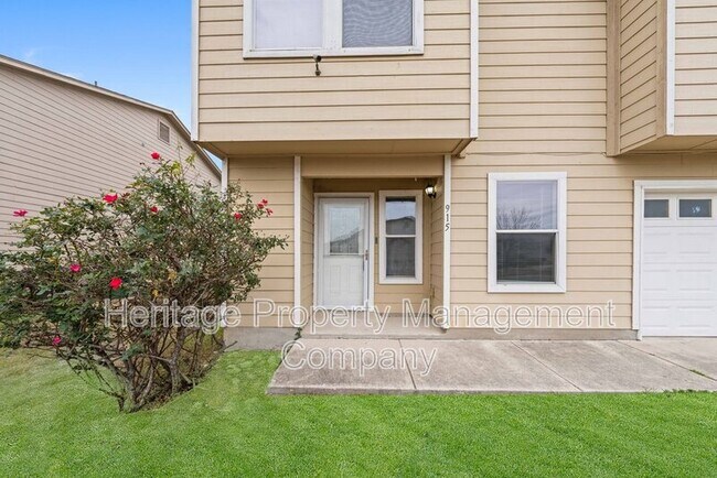 Photo - 915 Ridingate Farm