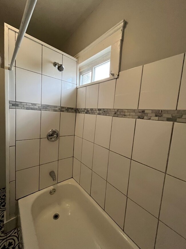 Photo - 3889 W.33rd Unit 1