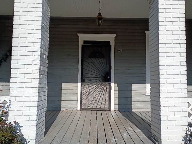 Photo - 1081 Arlington Ave SW