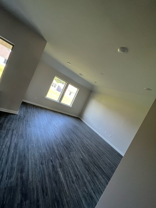 Photo - 712 Miraval Ave.