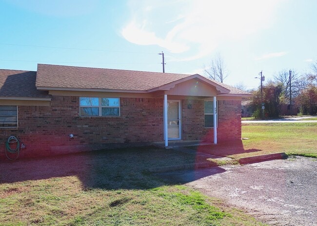 Photo - Updated 2 Bedroom, 1 Bath Duplex in Whiteh...