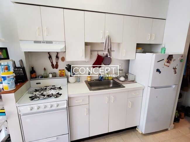Photo - 548 Columbus Ave Unidad 2