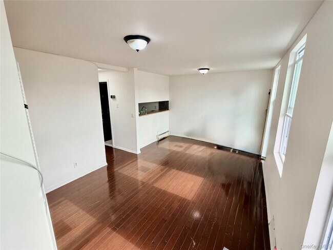 Photo - 1227 Bryant Ave Unit 2