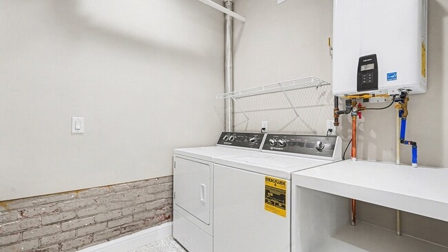 Photo - 119 S Main St Unit B