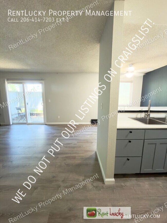 Photo - 1003 S 308th St Unit 9