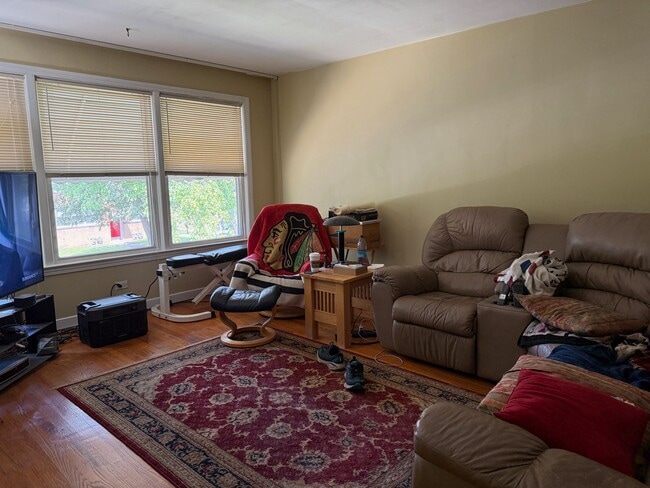 Building Photo - 9029 La Crosse Ave Unit 2A Rental