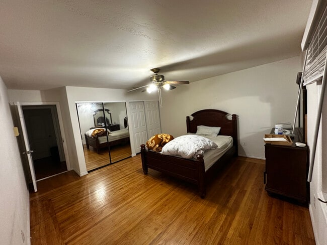 Building Photo - 993 Contra Costa Dr