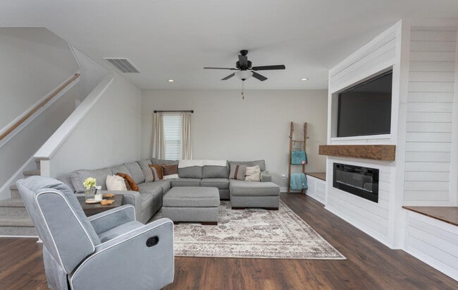 Photo - 424 Canvasback Ln