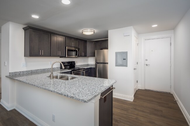 Building Photo - 1357-1357 Millersport Hwy Unit 1357-8 Rental