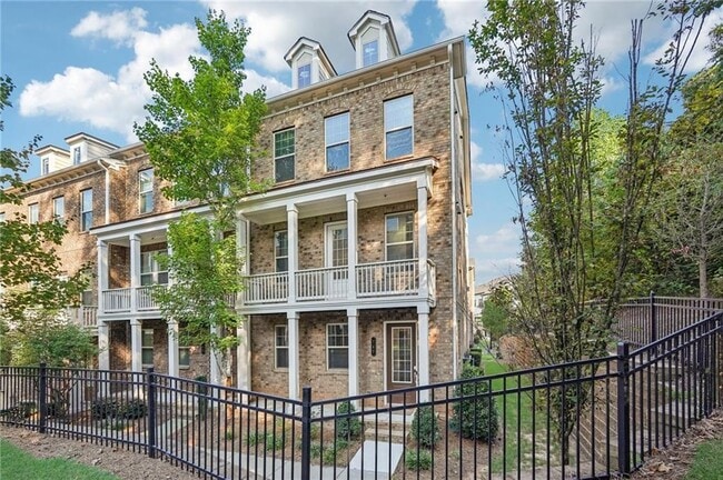 Photo - 747 Topsail Ln