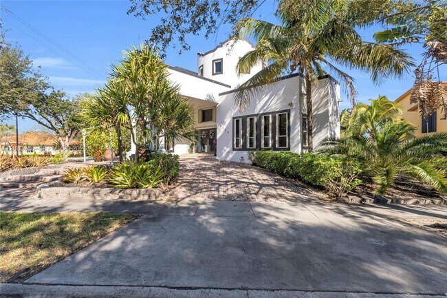 Photo - 8135 NW 164th Terrace