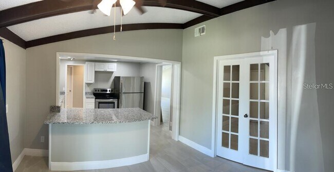 Photo - 1301 W Bryan St