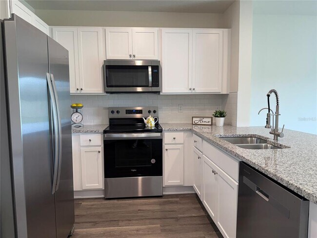 Photo - 1213 BALSAM Dr