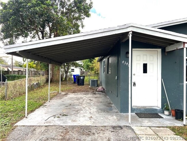 4340 NW 59th Ct