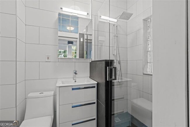Photo - 1081 McMillan St NW