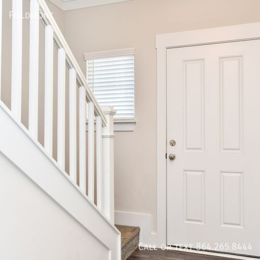 Photo - 100 Bluet Ln