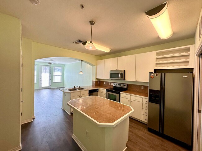 Photo - 2/2 Condo Near UT! Unit 312