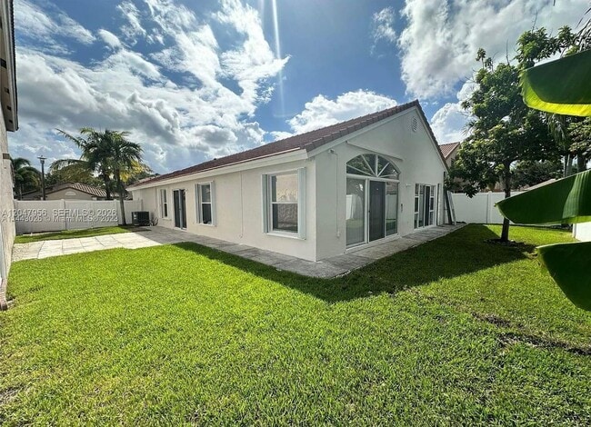 Photo - 18171 NW 18th St