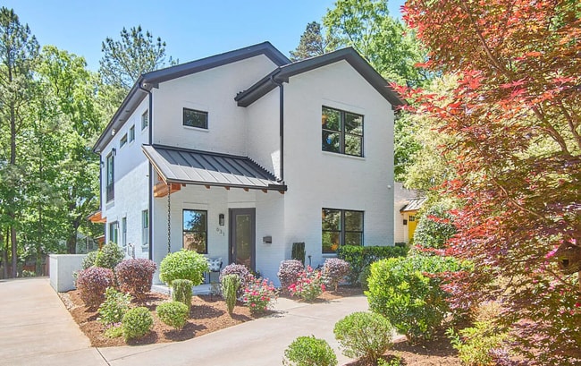 Photo - 631 Linfield Dr