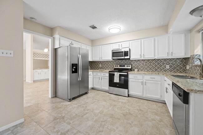 Building Photo - 3330 Beech Point Dr Rental