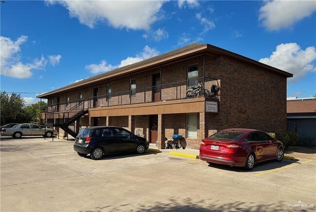 Photo - 15 Brazil St