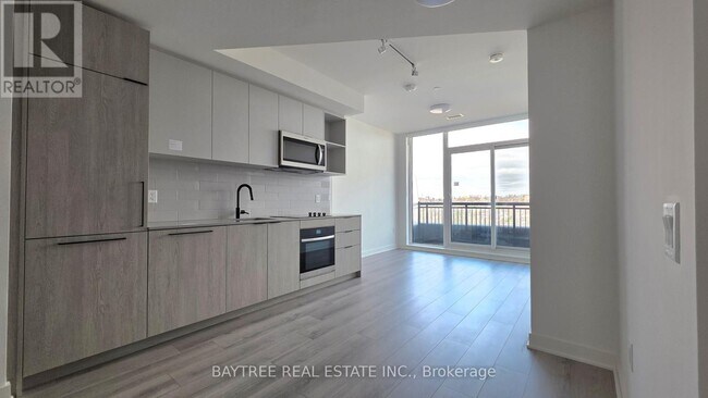 Photo - 1185 Dupont St Unit 723