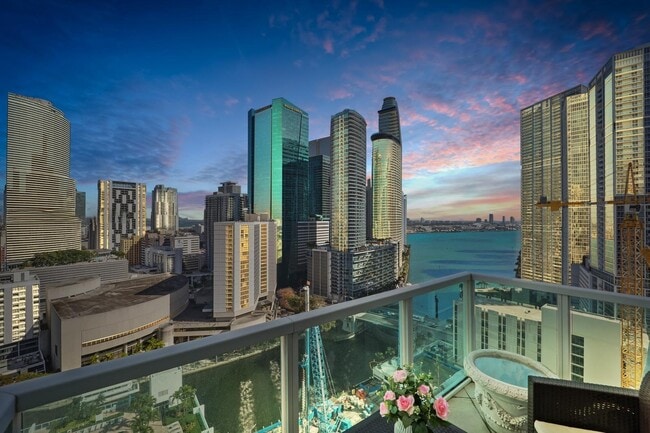 Photo - 41 SE 5th St Unit 1505