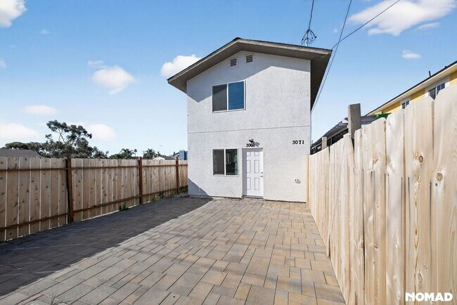 Photo - 3069 40th St