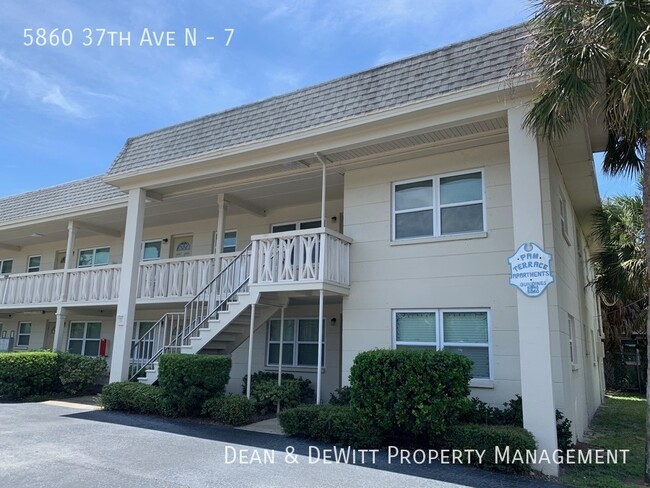 Second floor 1 BR in West St Pete w/In Uni... - Second floor 1 BR in West St Pete w/In Uni... Apartamento Unidad 7