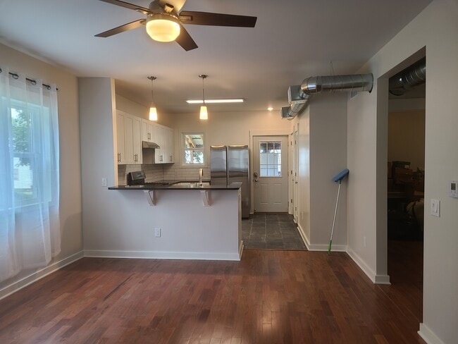 Photo - 1015 Watson St SW Unit 1