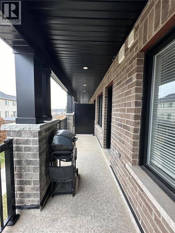 Photo - 160 Rochefort St.