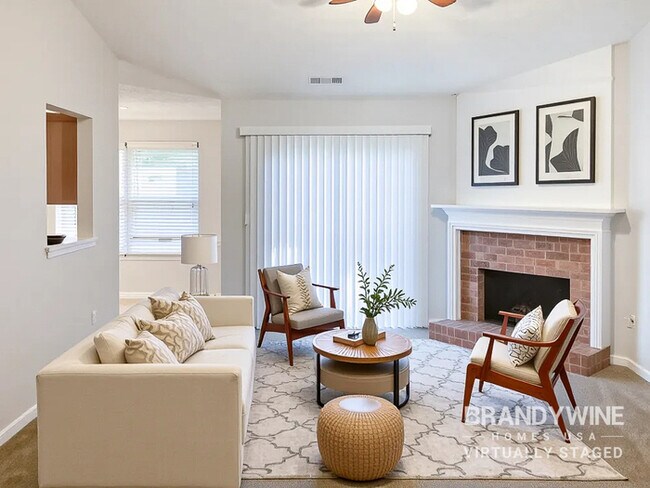 Photo - 2620 Essex Ct