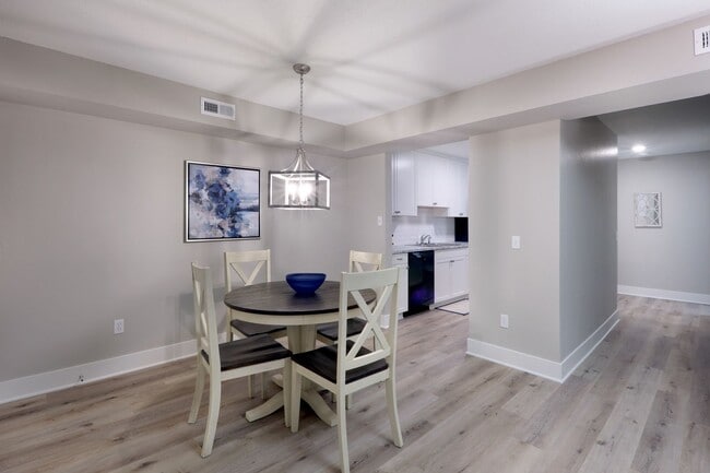 Building Photo - Broadmoor Unit 3512-203 Rental