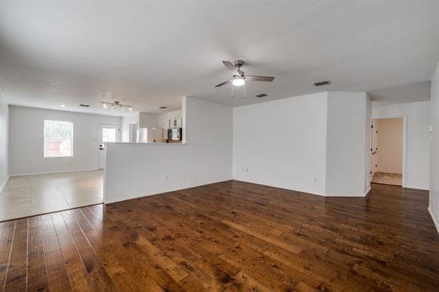 Photo - 1409 Water Lily Dr