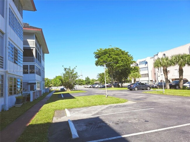 Photo - 4140 NW 44th Ave Unit 411