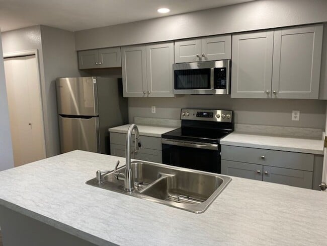 Photo - 2 Bedroom in Pebble Brook North