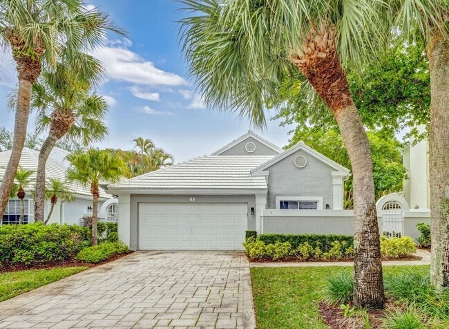 7 Wyndham Ln