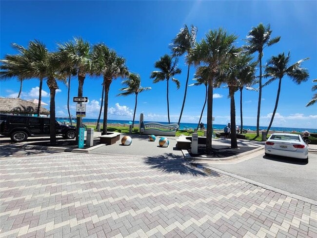 Photo - 475 SE 8th St Unit 117